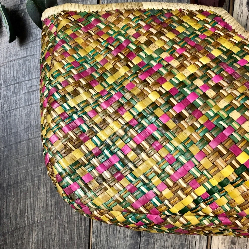 Vintage Wooden Handle Straw Zipper Handbag - Picture 4 of 16